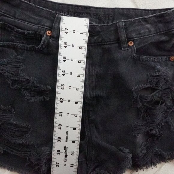 American Eagle Outfitters Mom Shorts womens 4 Black Denim Distressed - Picture 8 of 11